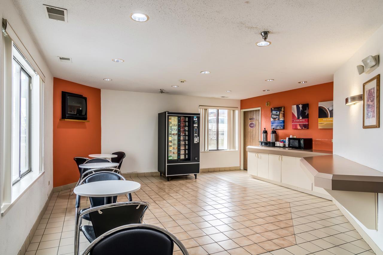Motel 6-Harvey, Il Zewnętrze zdjęcie