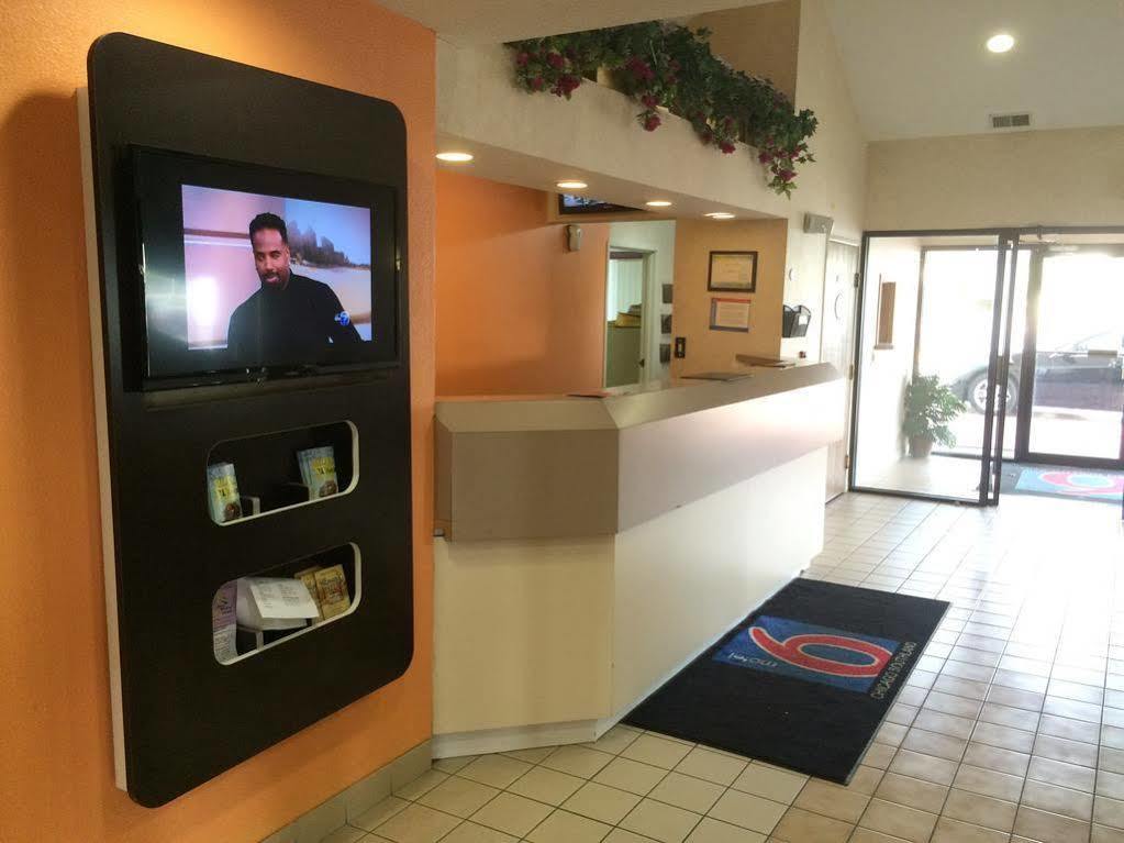 Motel 6-Harvey, Il Zewnętrze zdjęcie