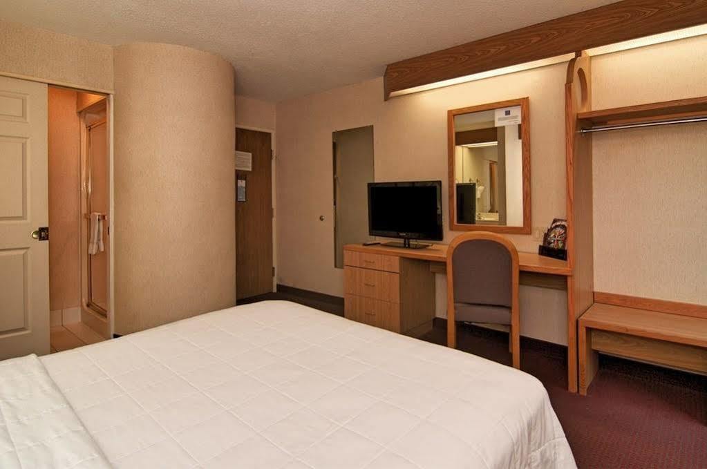Motel 6-Harvey, Il Zewnętrze zdjęcie